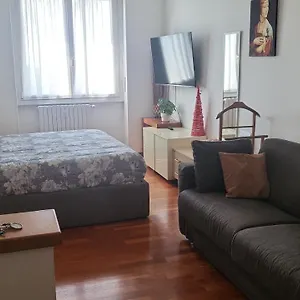 Incentrho Appartamento Rho