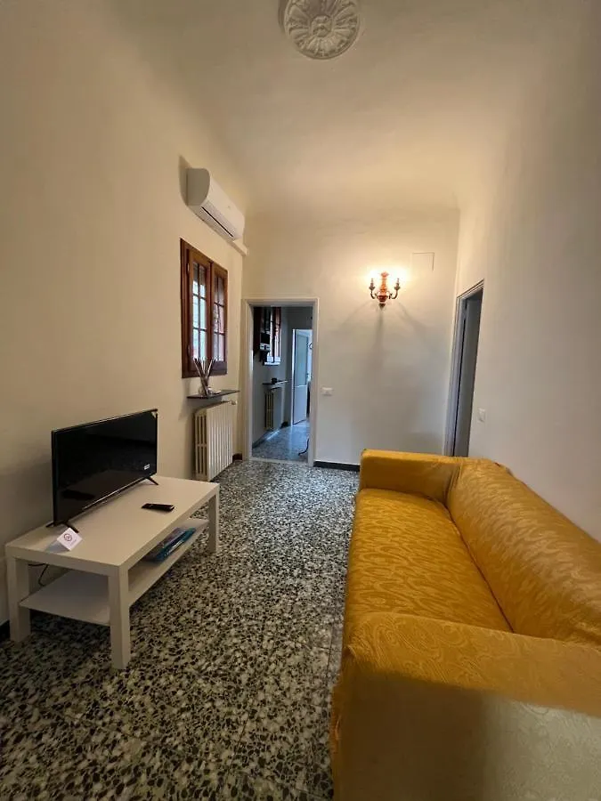 Apartment Dalla Mirella Florencie